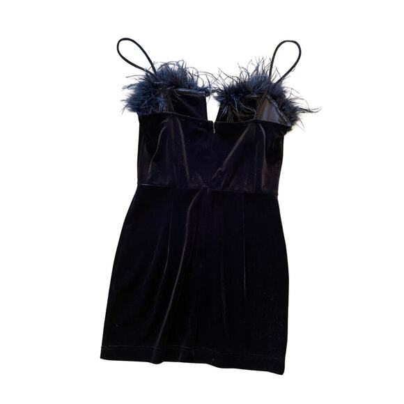 Superdown Erika Feather Mini Dress in Black Velvet Size Small 0578 - Picture 7 of 11